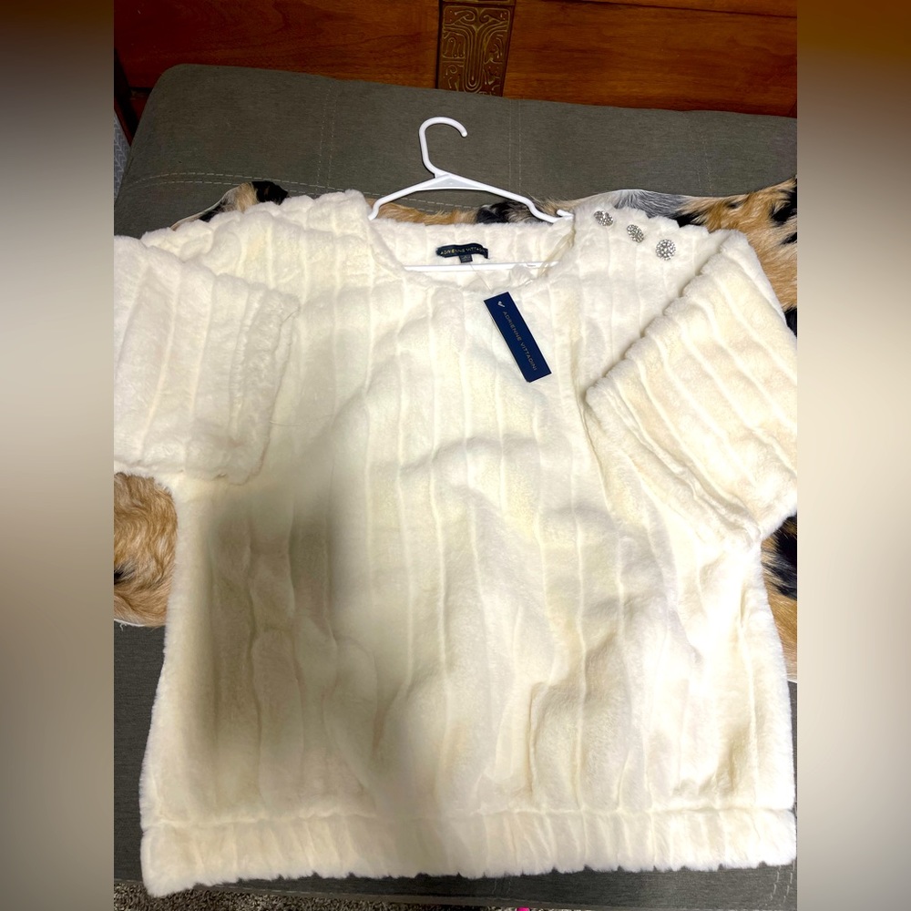 NWT  Adrienne Vittadin Large holiday sweater